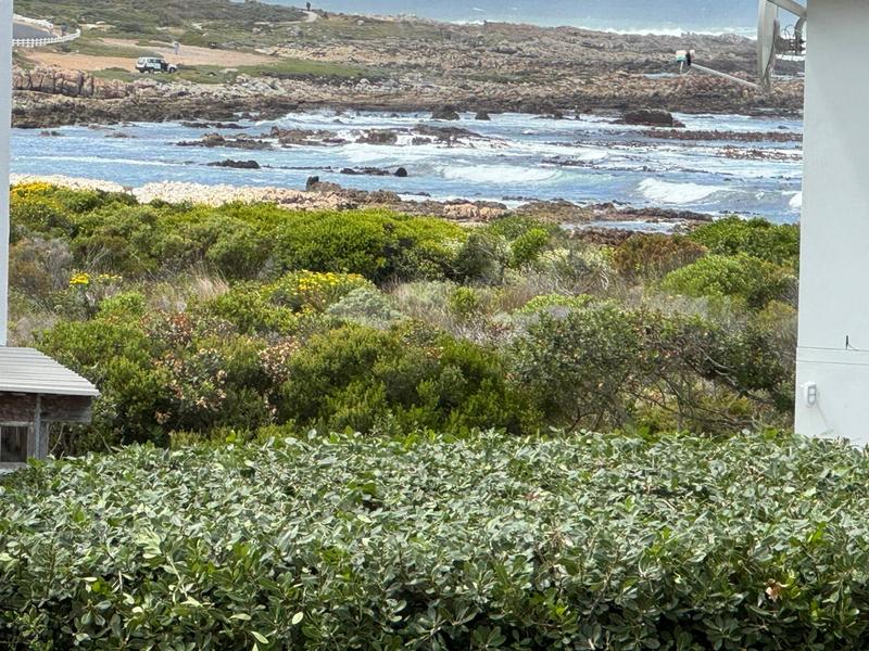 4 Bedroom Property for Sale in Sandbaai Western Cape